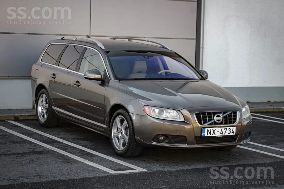 Volvo V70 2011 photo 3