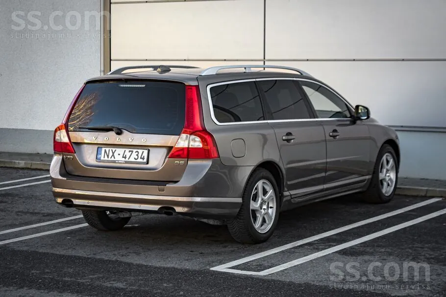 Volvo V70 2011 photo 4