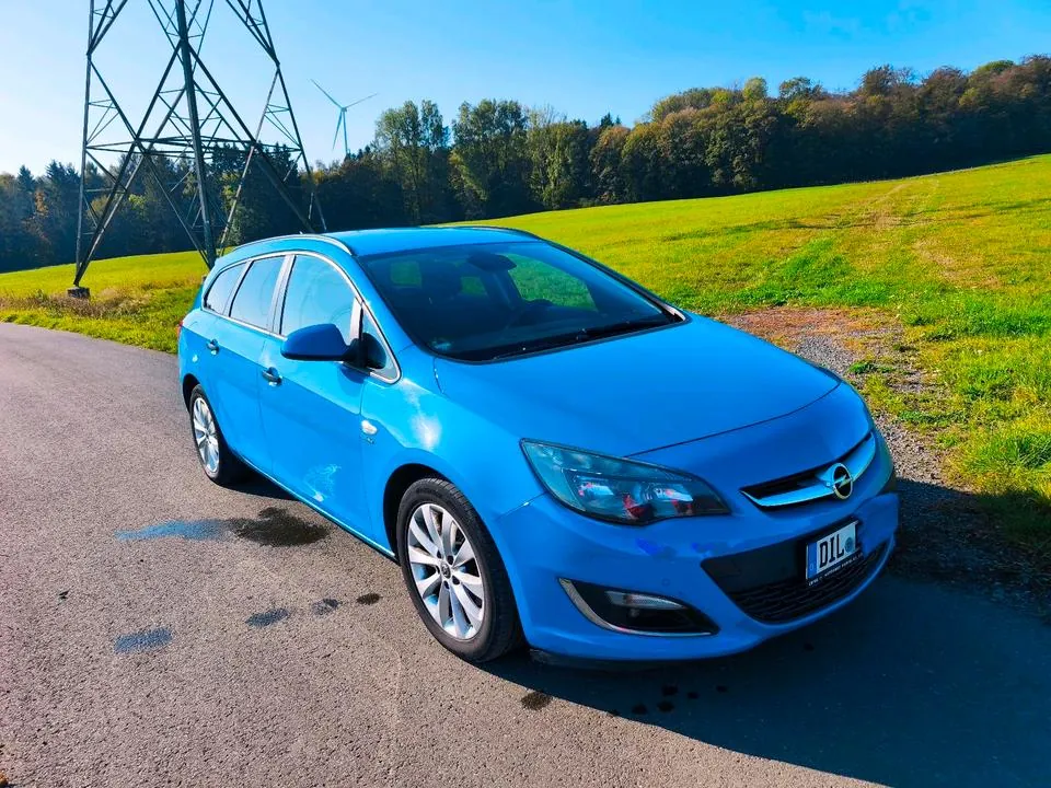 Opel Astra J