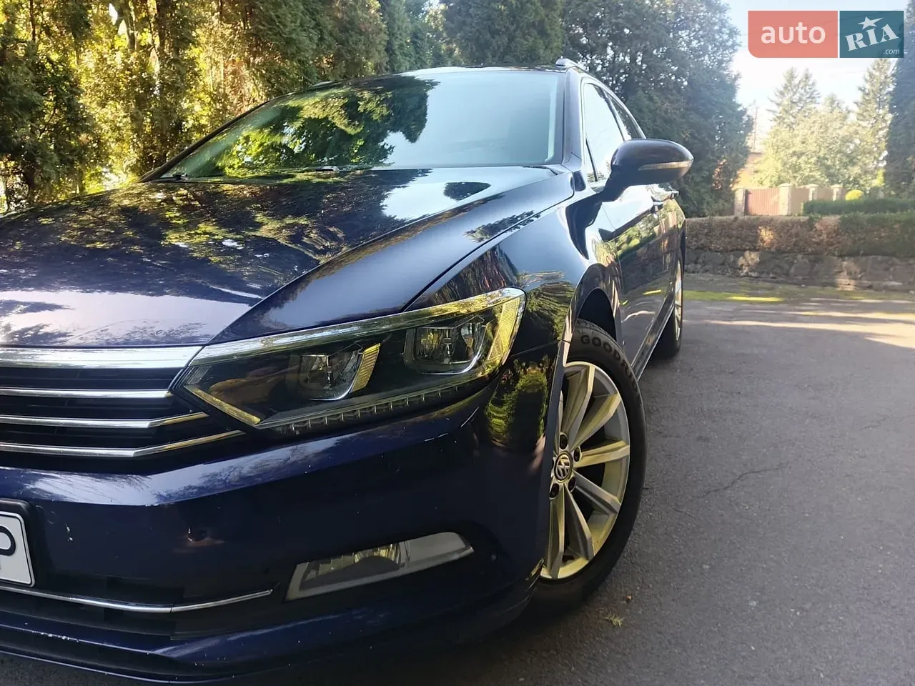 Volkswagen Passat 2018 photo 2
