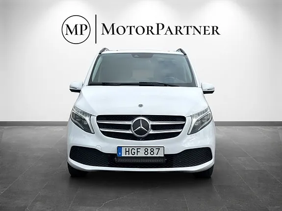 Mercedes-Benz V300 2020 photo 2