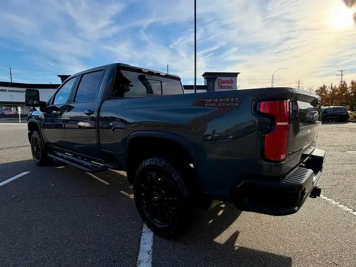 Chevrolet Silverado 3500Hd 2025 photo 5