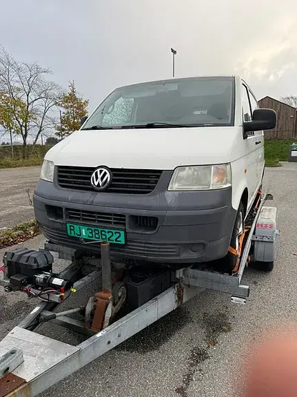 Volkswagen Transporter 2004 photo 2