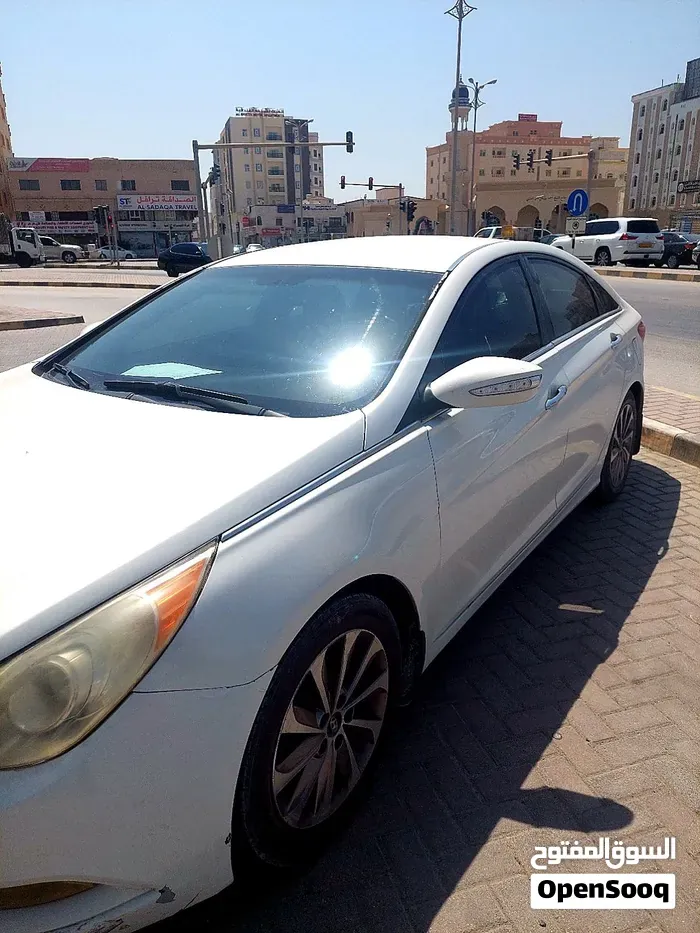 Hyundai Sonata 2013 photo 2