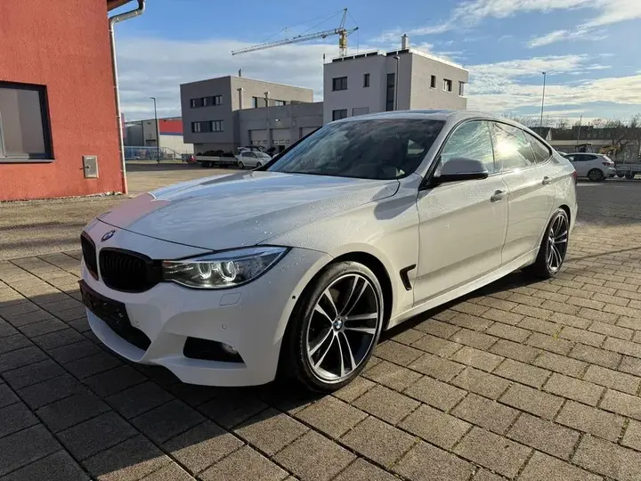 BMW 328I
