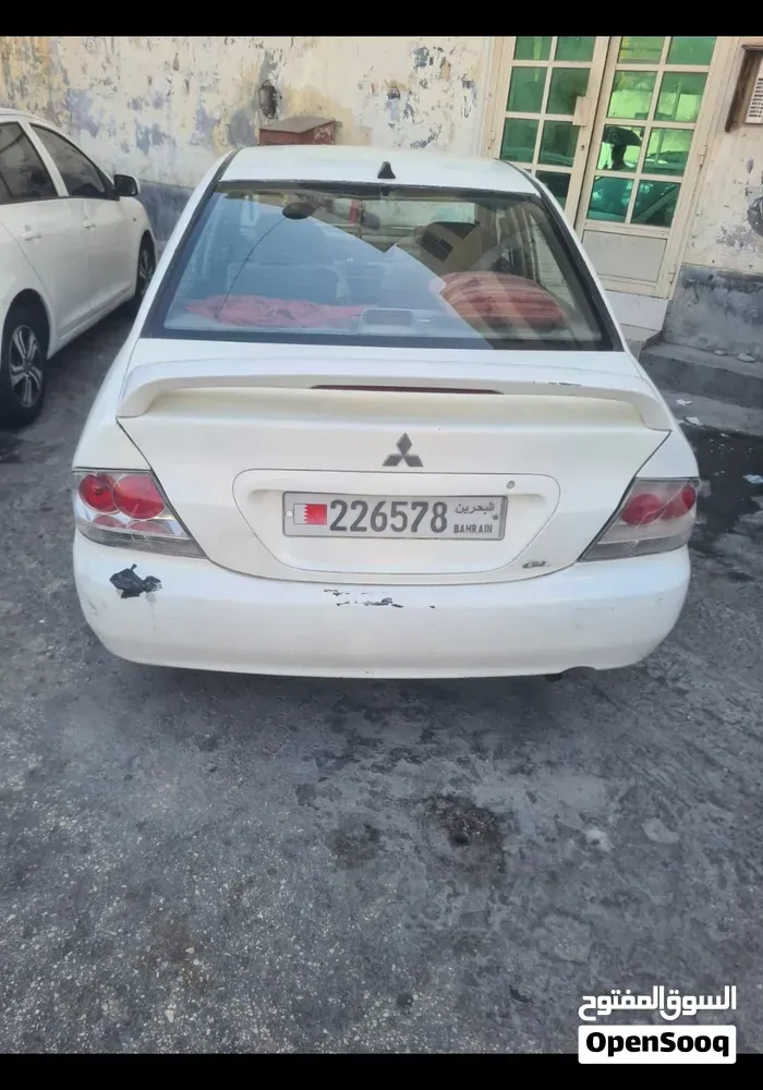 Mitsubishi Lancer