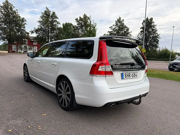Volvo V70 2015 photo 5