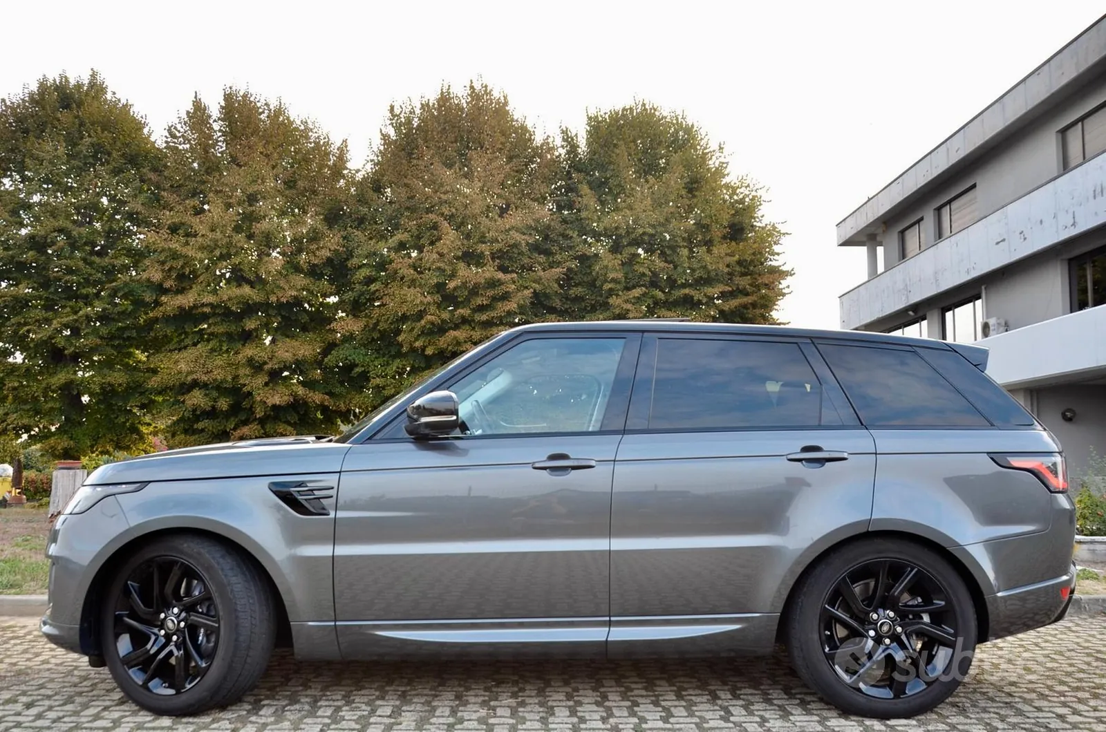 Land Rover Range Rover Sport 2019 photo 3