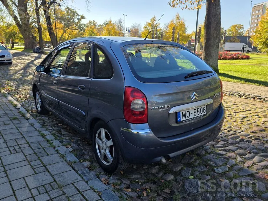 Citroen Xsara Picasso 2009 photo 2