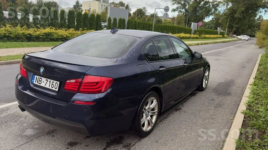 BMW 530 2011 photo 5