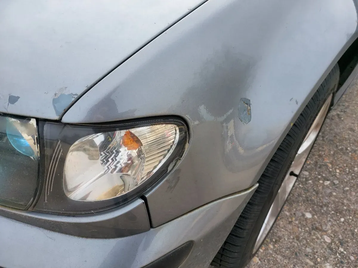 BMW 3 Series 2005 photo 2