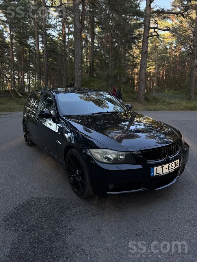 BMW 318 2008 photo 4
