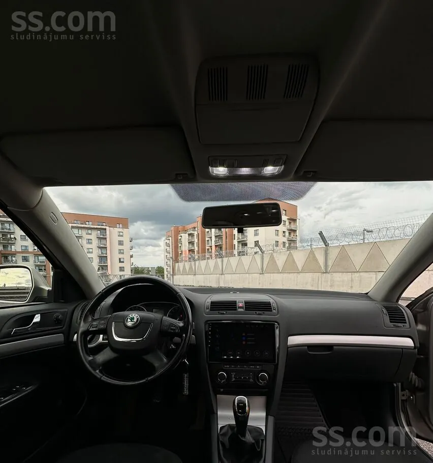 Skoda Octavia 2012 photo 4
