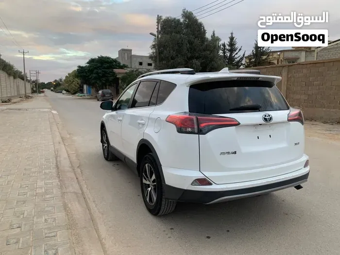 Toyota Rav 4 2018 photo 3