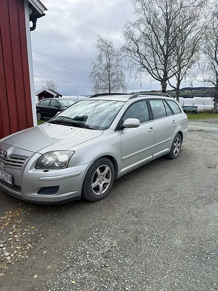 Toyota Avensis 2007 photo 2