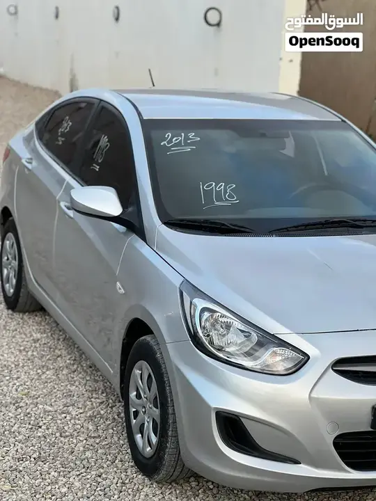Hyundai Accent 2012 photo 3