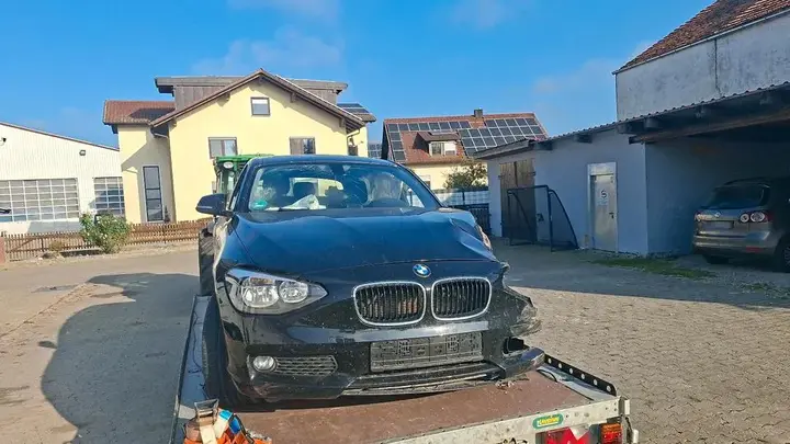 BMW 120