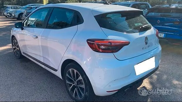 Renault Clio 2023 photo 4