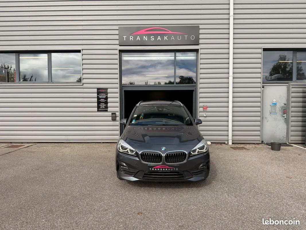 BMW 2 Series 2020 photo 2