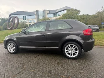 Audi A3 2010 photo 2