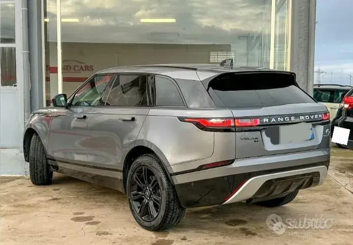Land Rover Range Rover Velar 2022 photo 4