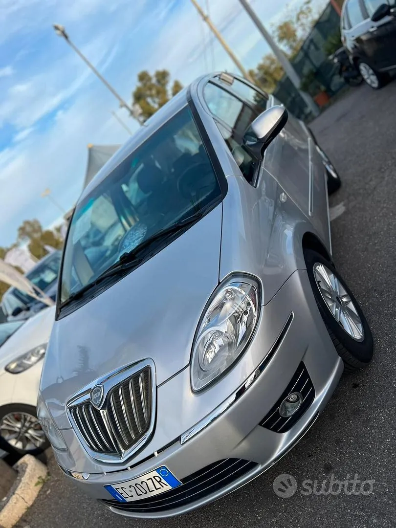 Lancia Musa 2010 photo 2
