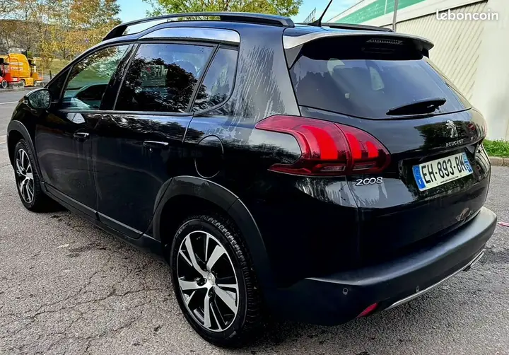 Peugeot 2008 2017 photo 3