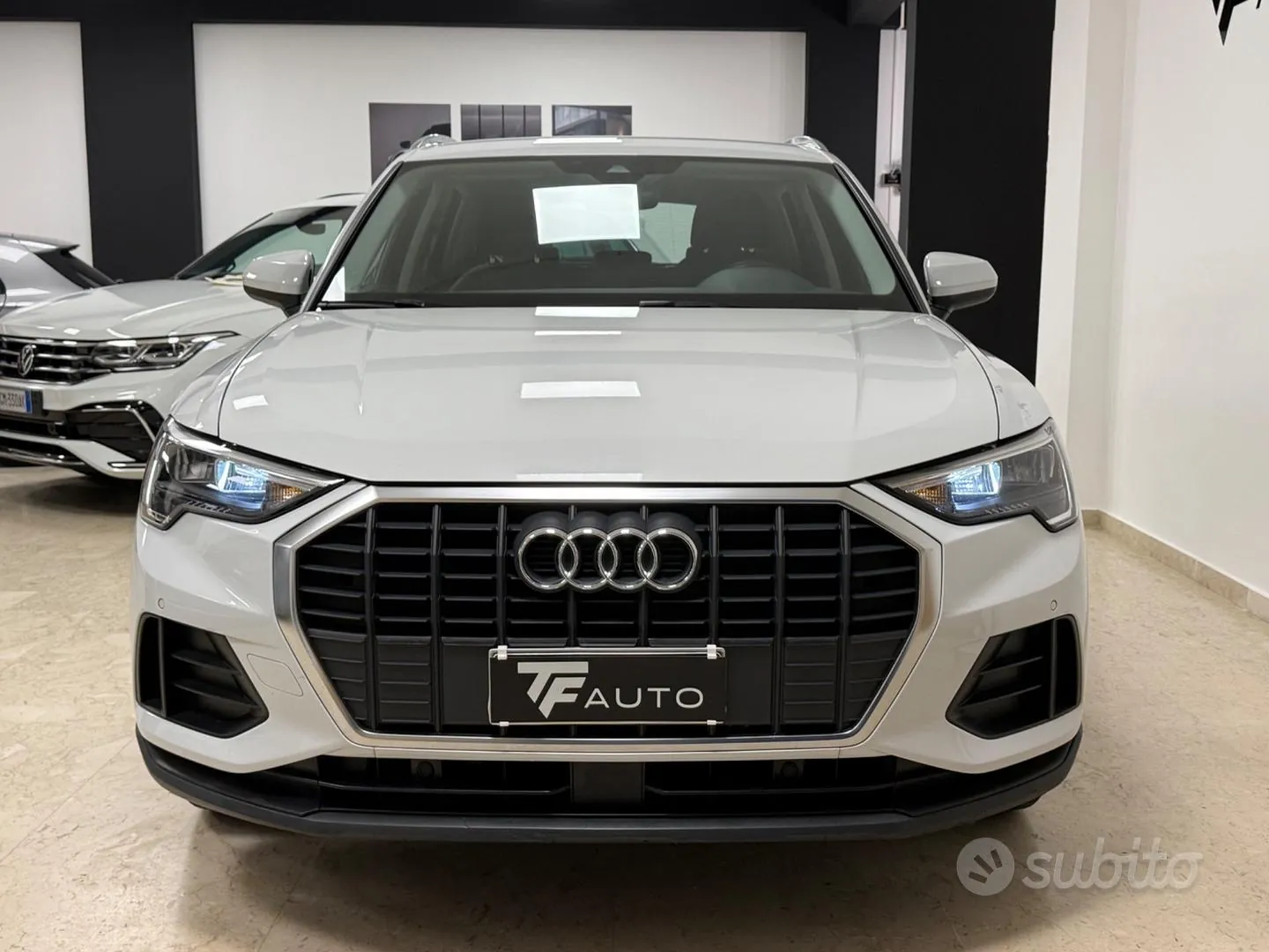 Audi Q3 2021 photo 2