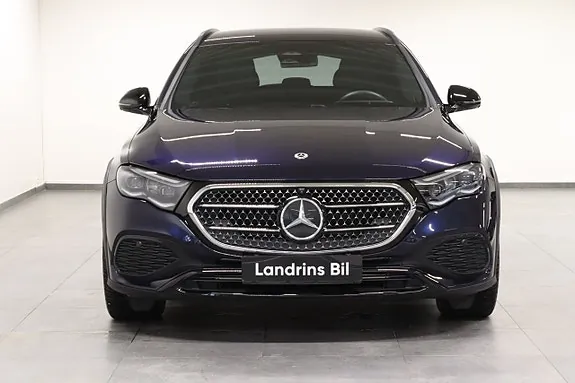 Mercedes-Benz E220 2025 photo 2