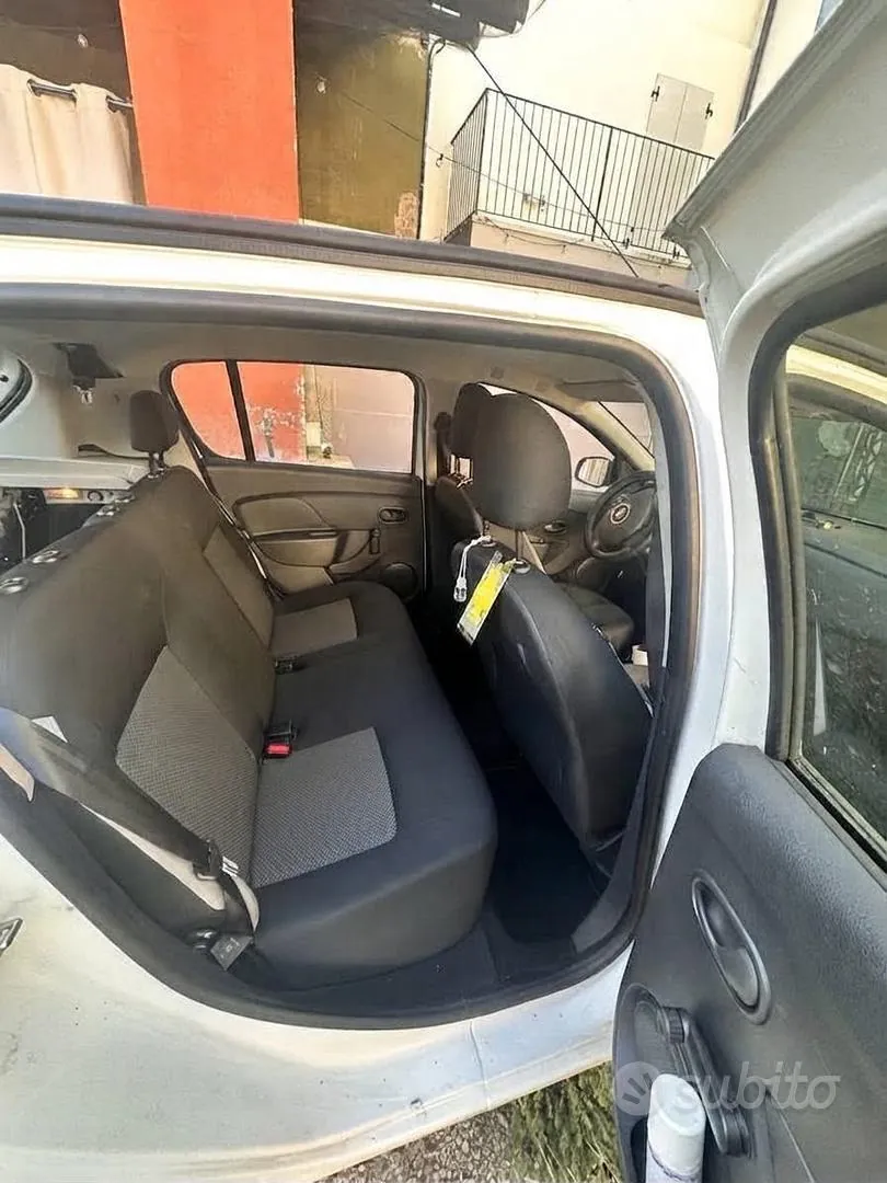 Dacia Sandero 2015 photo 5
