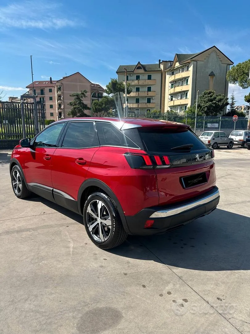 Peugeot 3008 2019 photo 3