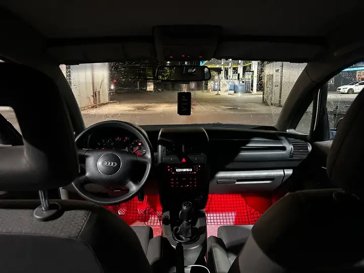 Audi A2 2000 photo 2