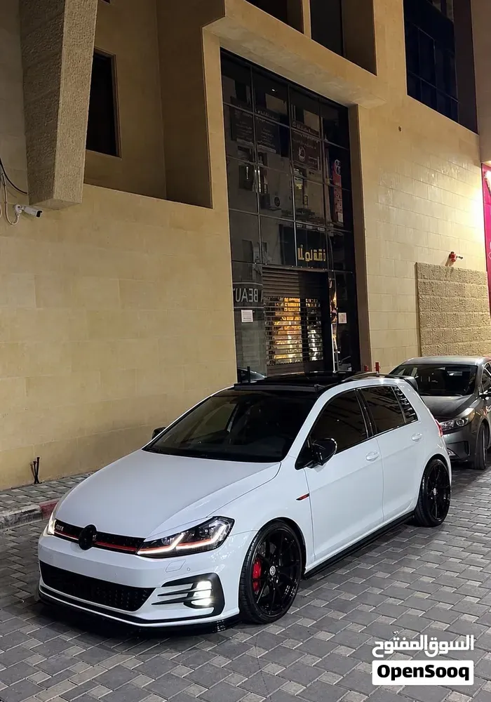Volkswagen Golf Gti 2018 photo 3