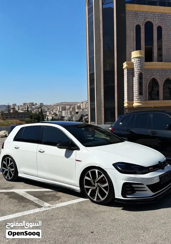 Volkswagen Golf Gti 2018 photo 5