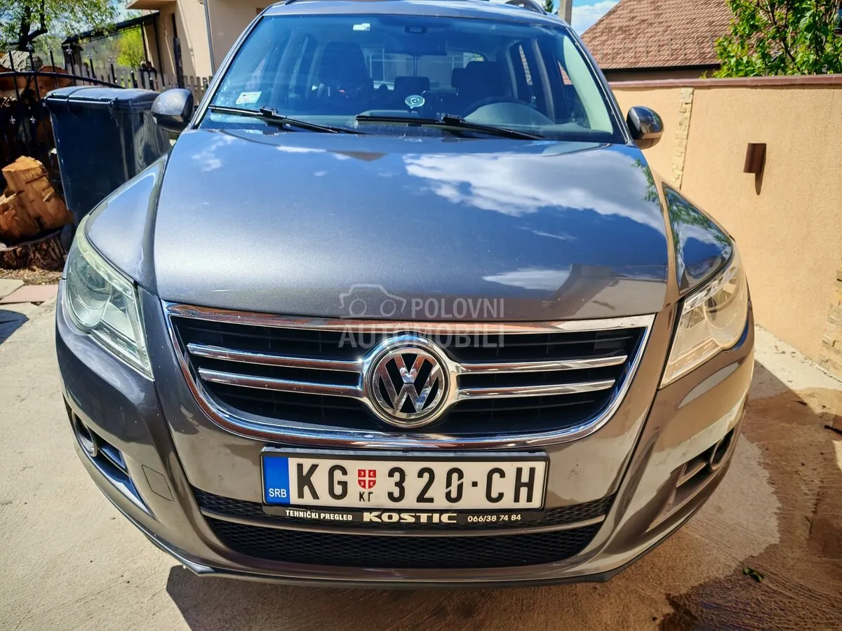 Volkswagen Tiguan 2011 photo 2