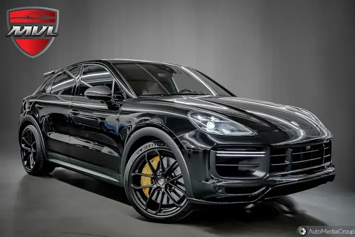 Porsche Cayenne Coupe 2023 photo 2