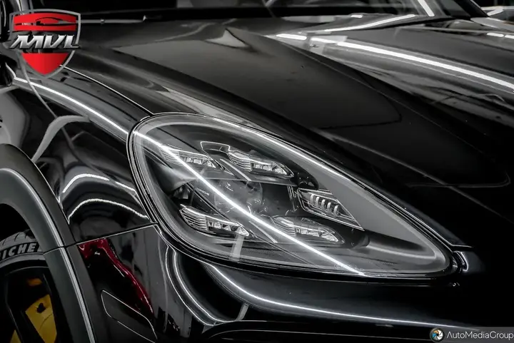 Porsche Cayenne Coupe 2023 photo 3