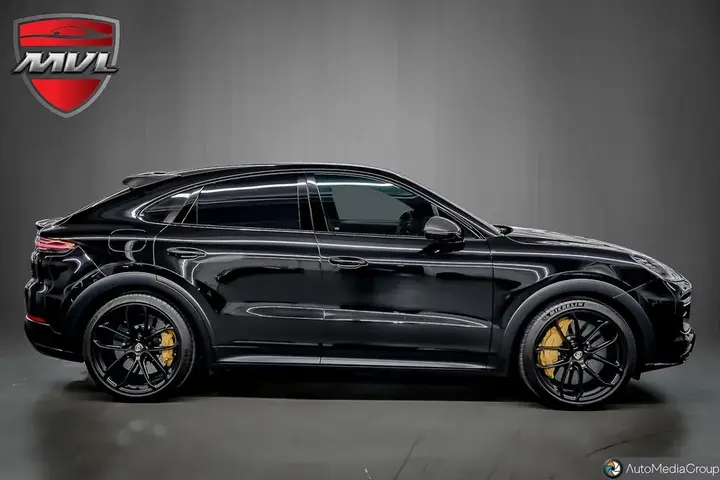 Porsche Cayenne Coupe 2023 photo 4