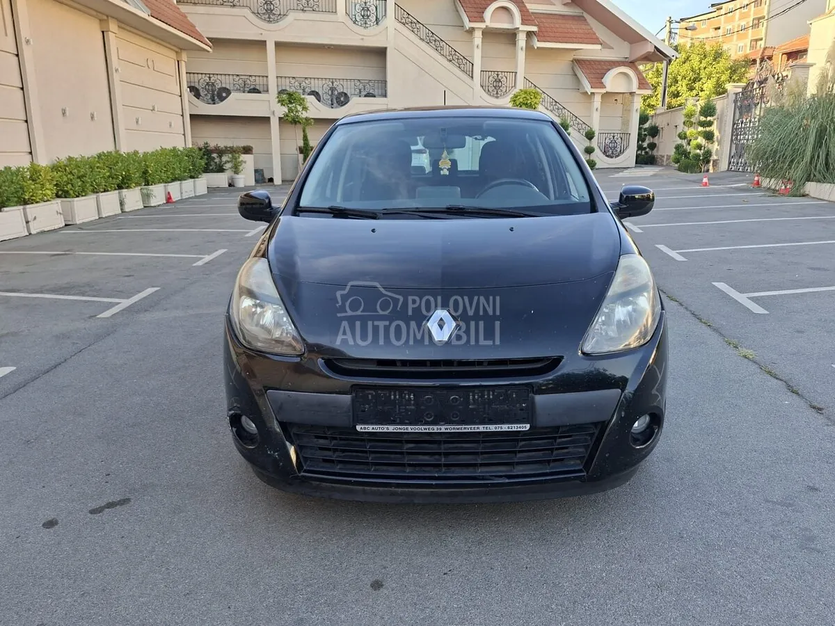 Renault Clio 2012 photo 2