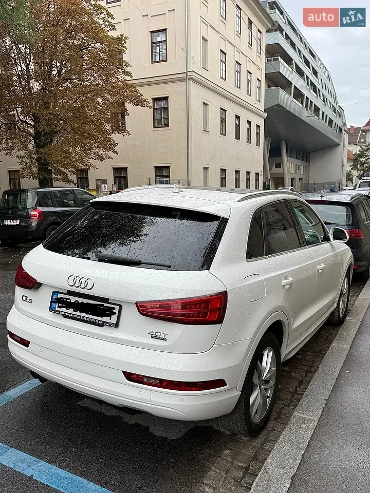 Audi Q3 2016 photo 5