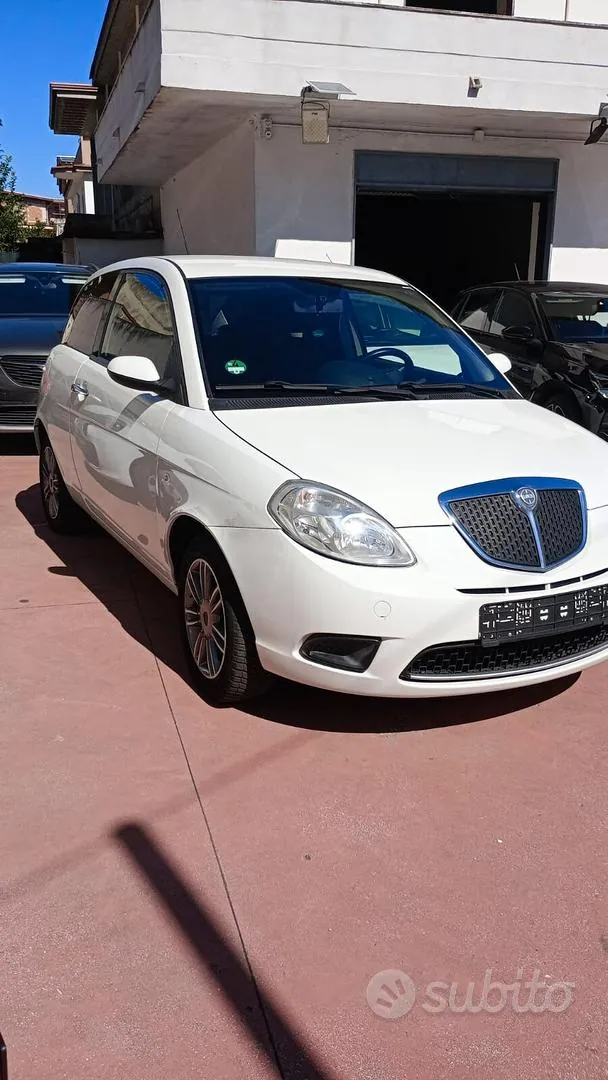 Lancia Ypsilon 2009 photo 2