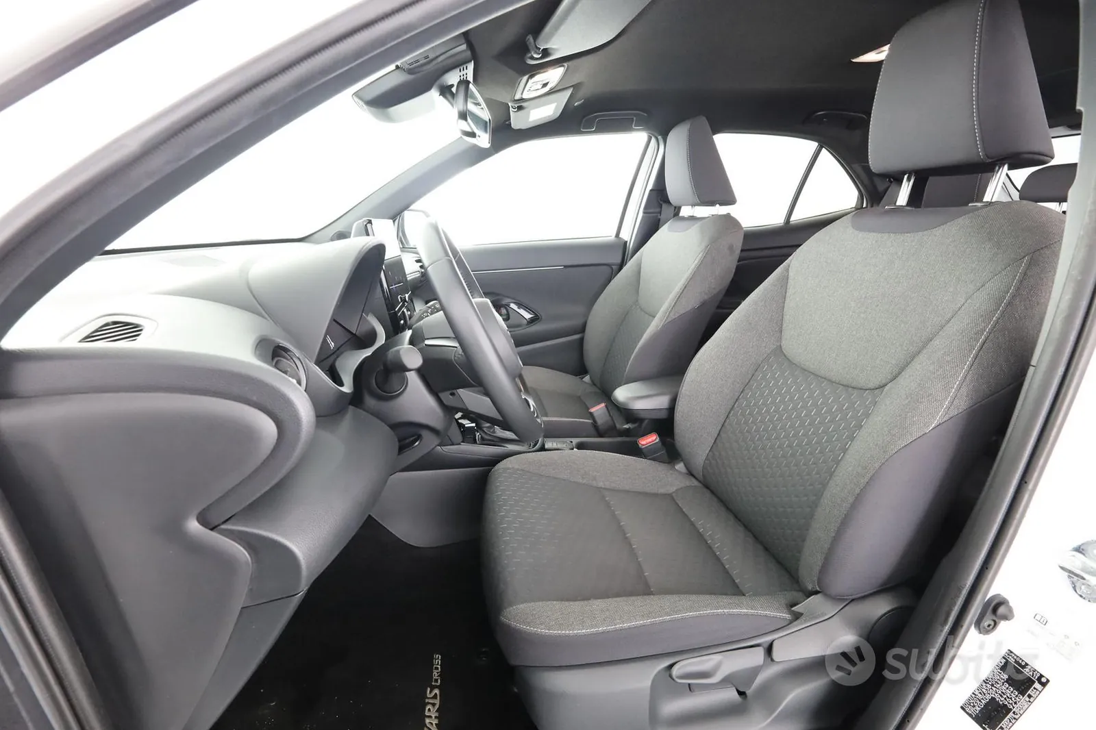 Toyota Yaris Cross 2026 photo 2