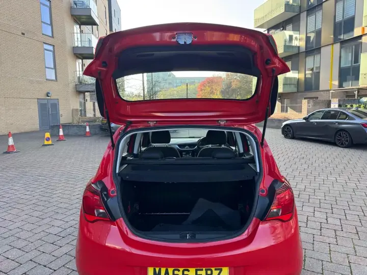 Vauxhall Corsa 2016 photo 2