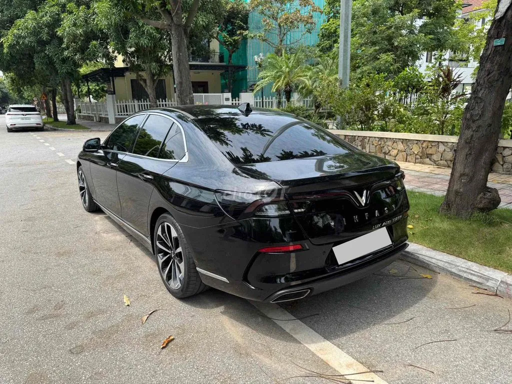 Vinfast Lux A2.0 2019 photo 2
