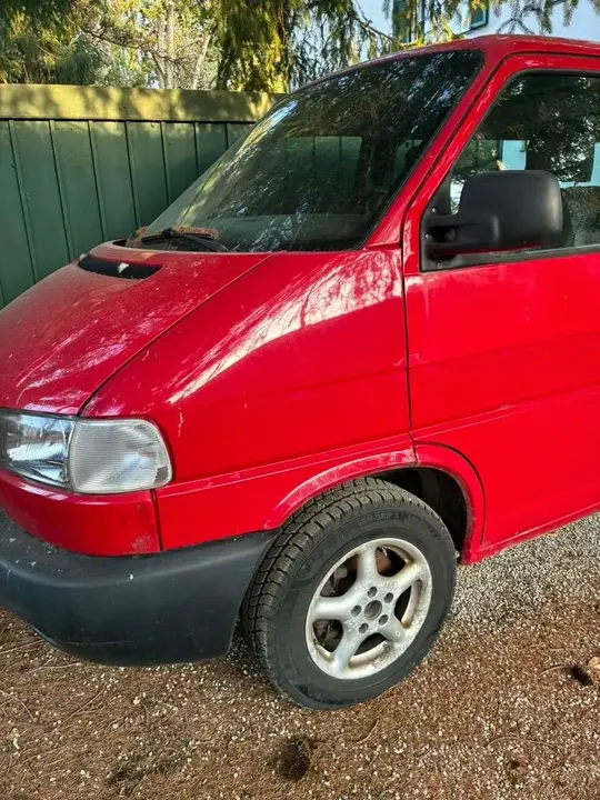 Volkswagen T4 1999 photo 2