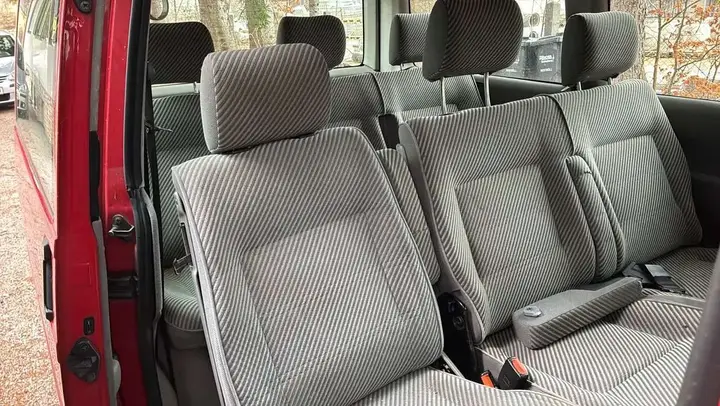 Volkswagen T4 1999 photo 3
