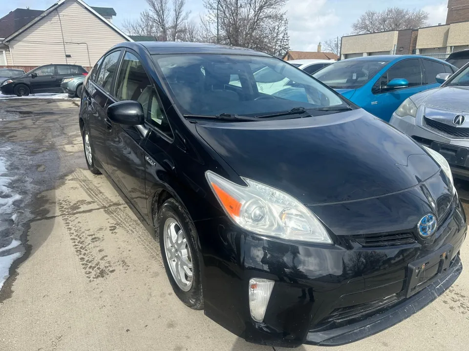 Toyota Prius 2013 photo 2