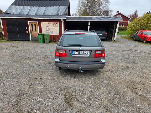 Saab 9-5 2003 photo 2