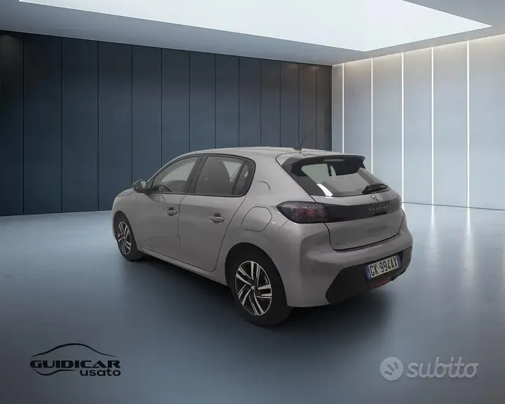 Peugeot 208 2023 photo 4