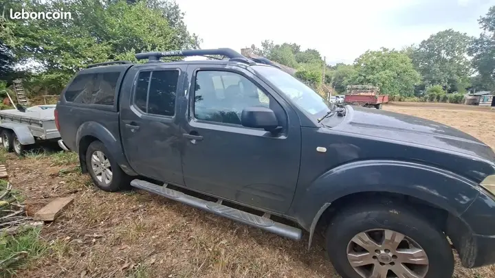 Nissan Navara 2007 photo 2